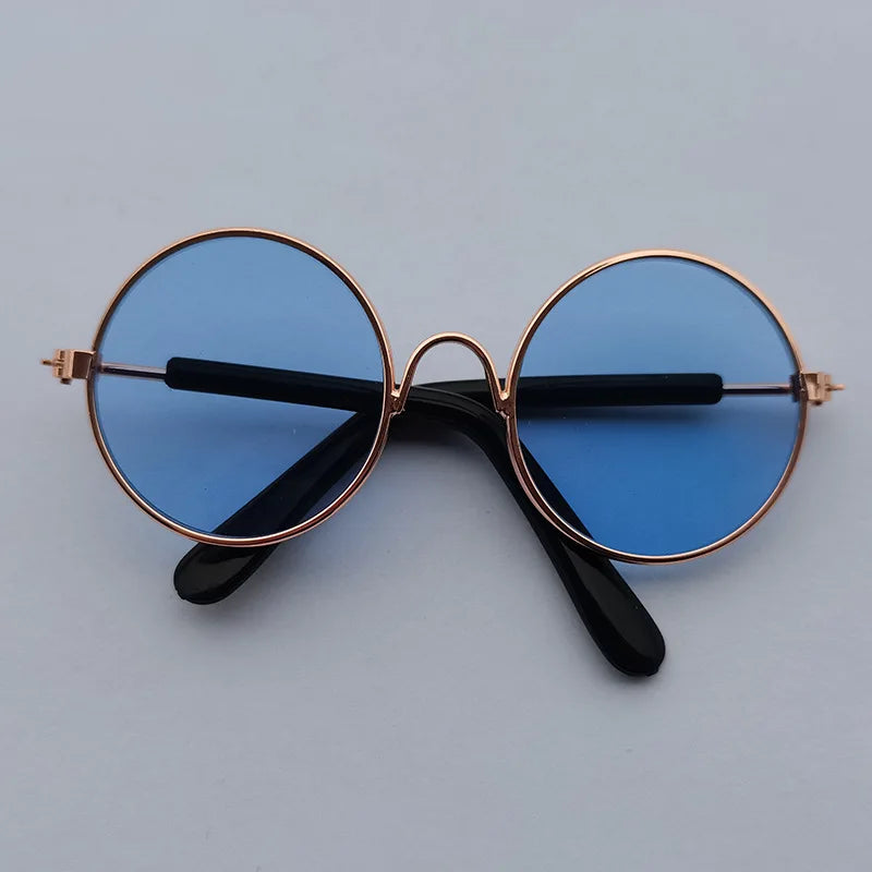 Lovely Vintage Round Sunglasses