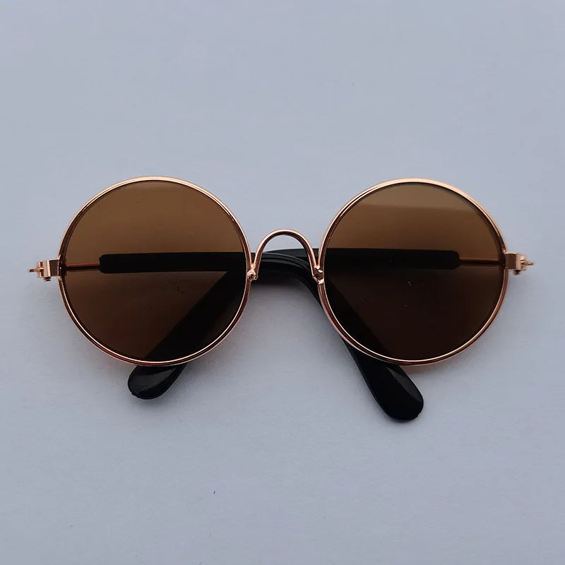 Lovely Vintage Round Sunglasses