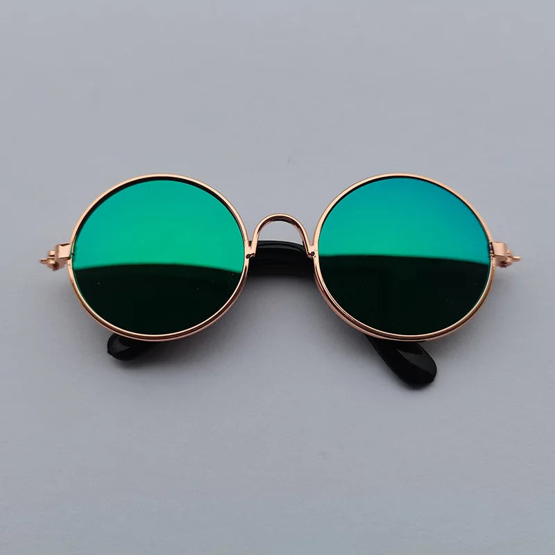 Lovely Vintage Round Sunglasses